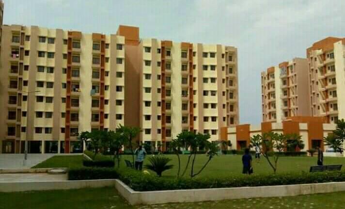 Flat for rent in awadh vihar yojna lucknow