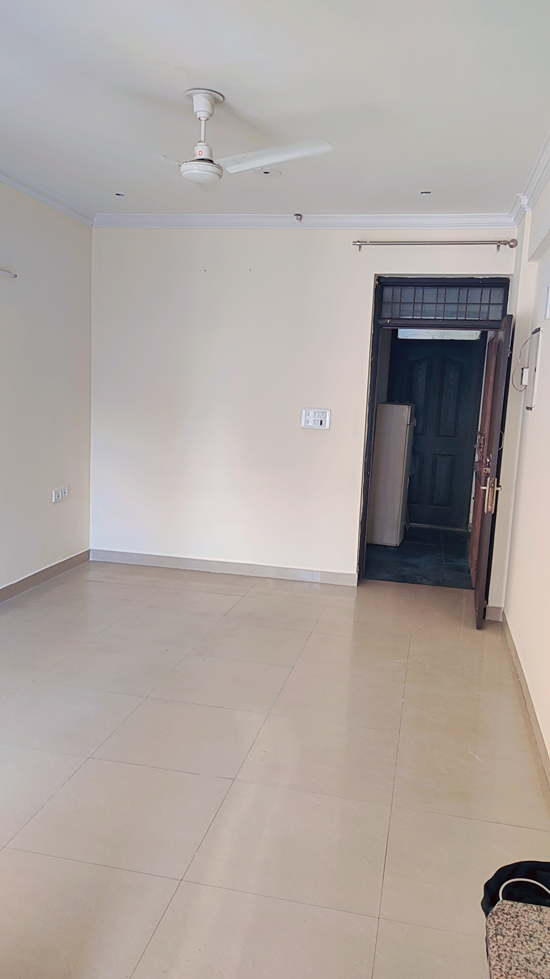 2BHK flat for rent with covered parking (semi-furnished)