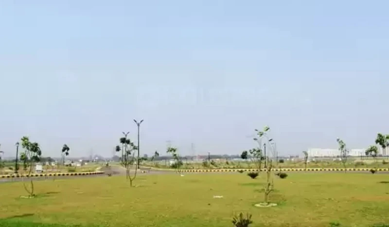 Residential Plots in Lucknow - Emaar Gomti Greens