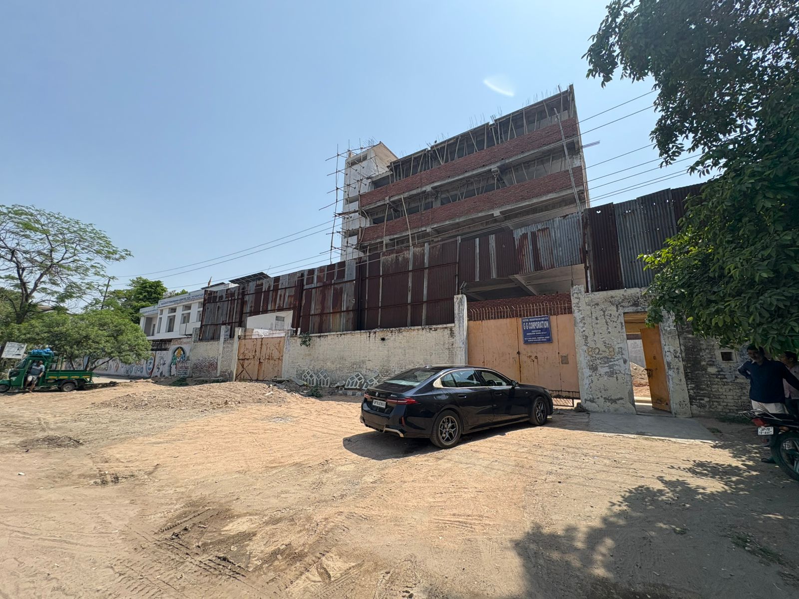 Premium Commercial Building for Lease in Kanpur – Dada Nagar