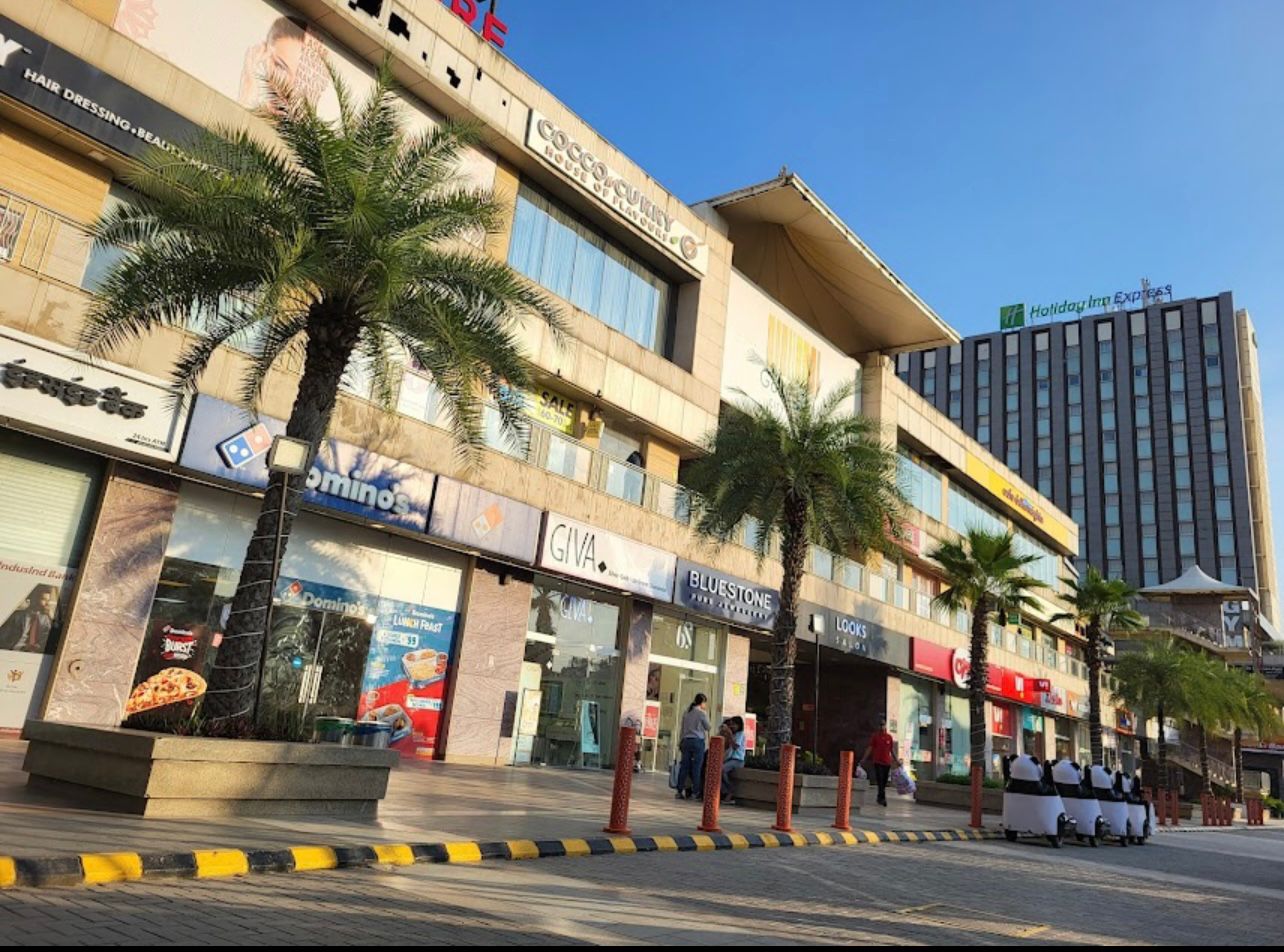 Prime Retail Space for Lease at Good Earth City Centre, Sector 50 Gurgaon