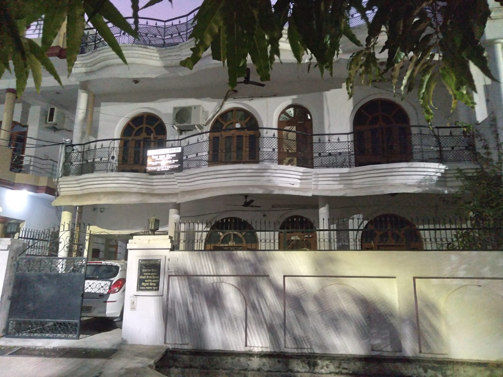 Double story house for sale in Patrakarpuram, Gomti Nagar, Lucknow.