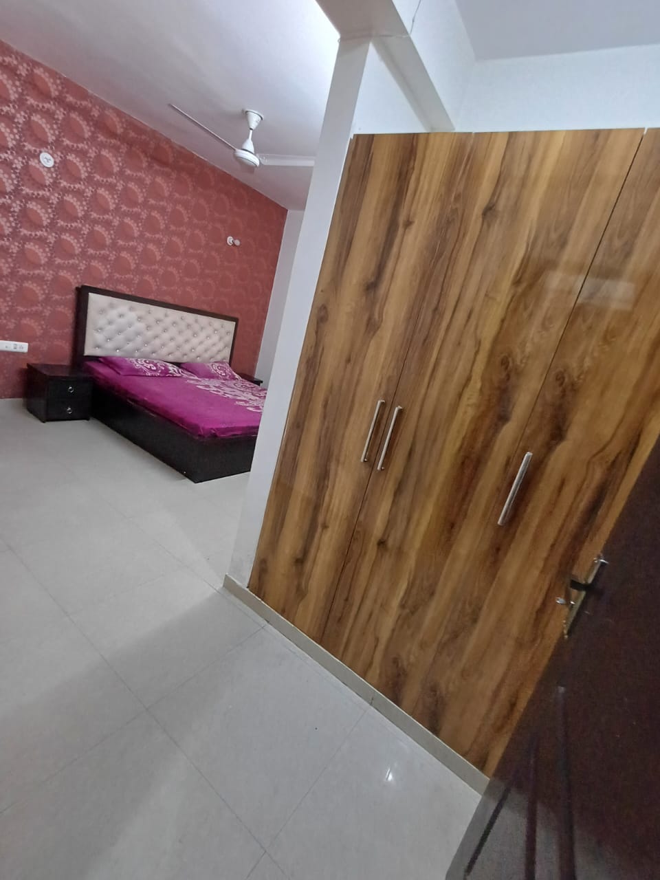 Fully Furnished Ground Floor Flats for Rent in Omaxe R2, Lucknow