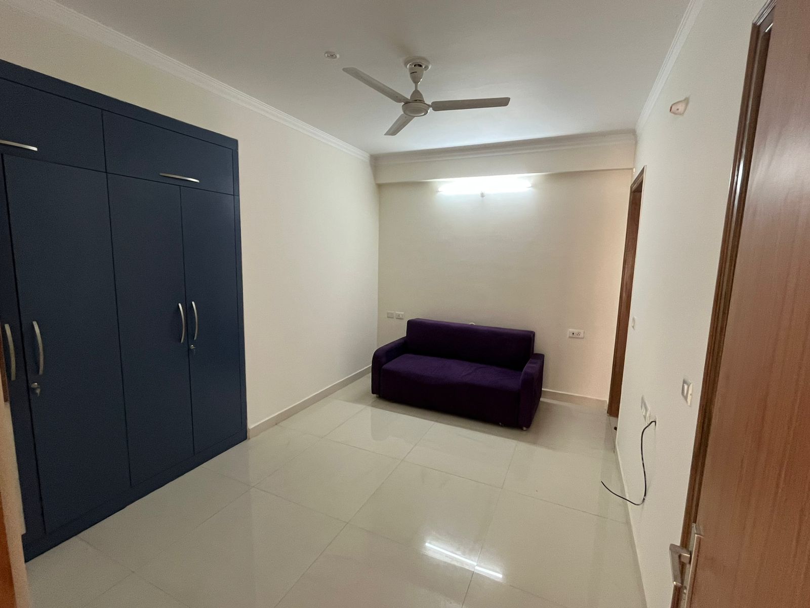 Spacious 3BHK (3T) Flat for Rent in Rohit Heights, Gomti Nagar Extension