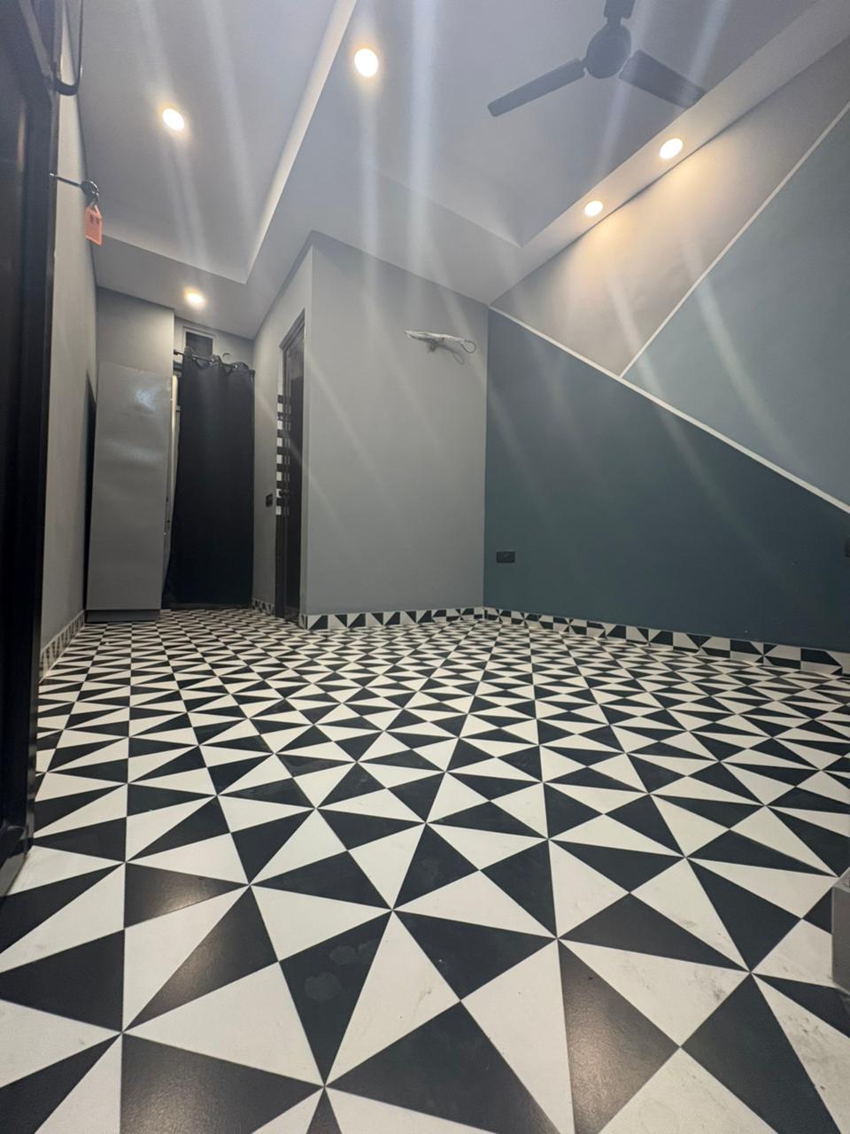 3 BHK Builder Floor for rent in Sector 45 Noida