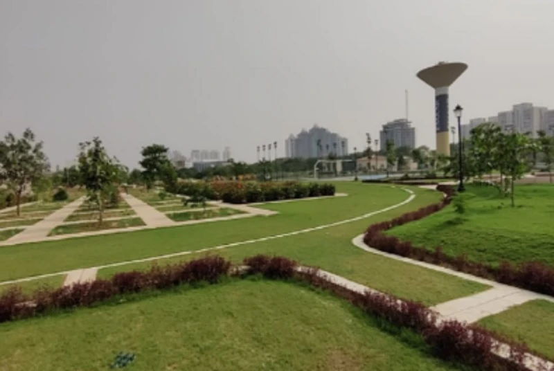 Residential Plots in Lucknow - Emaar Gomti Greens