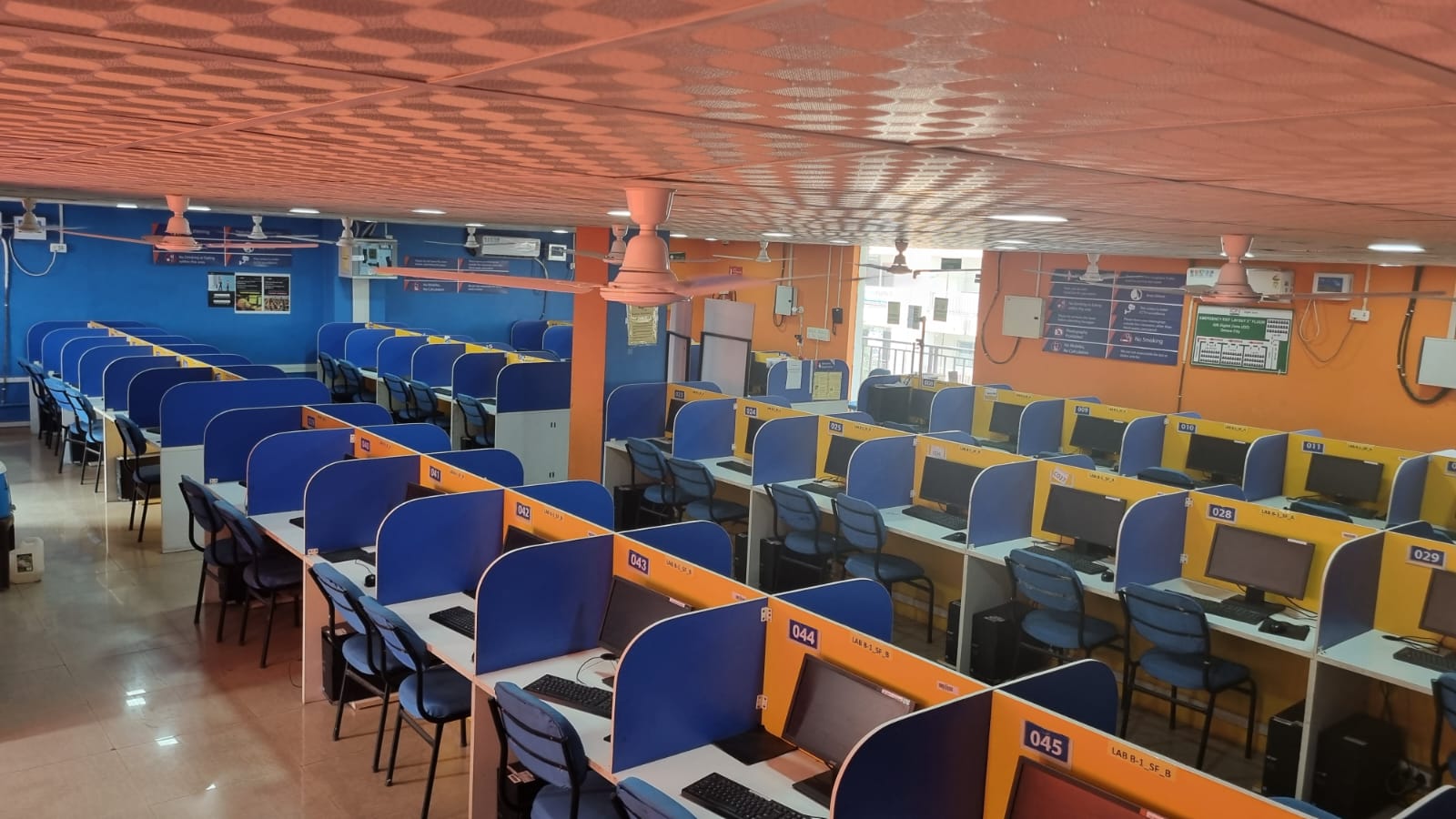 Fully Furnished Online Exam Centre for Rent in Lucknow