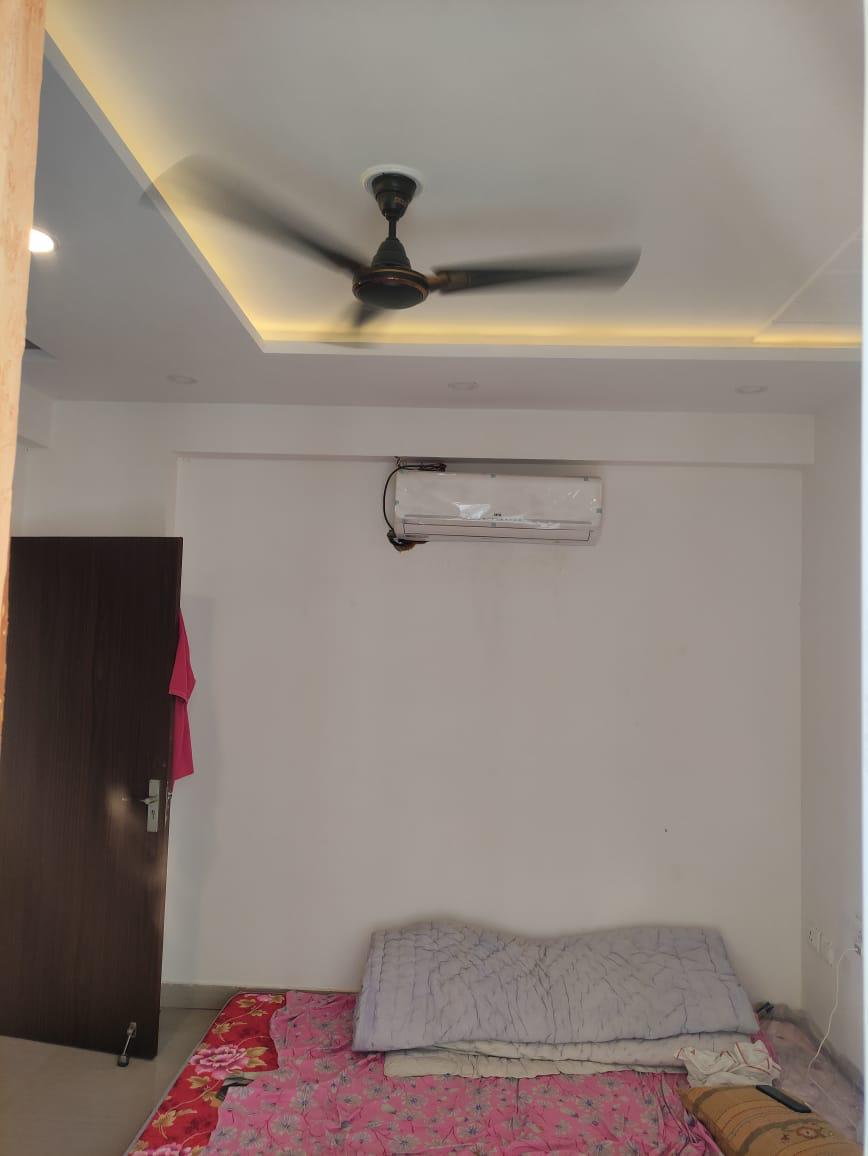 2 BHK Flats for Rent in Lakshya Heights Sushant Golf City Lucknow