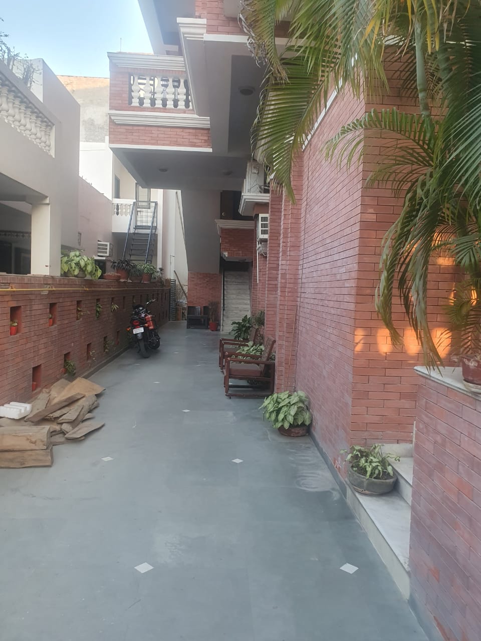 Spacious 3 BHK House for Rent in Vinay Khand, Lucknow