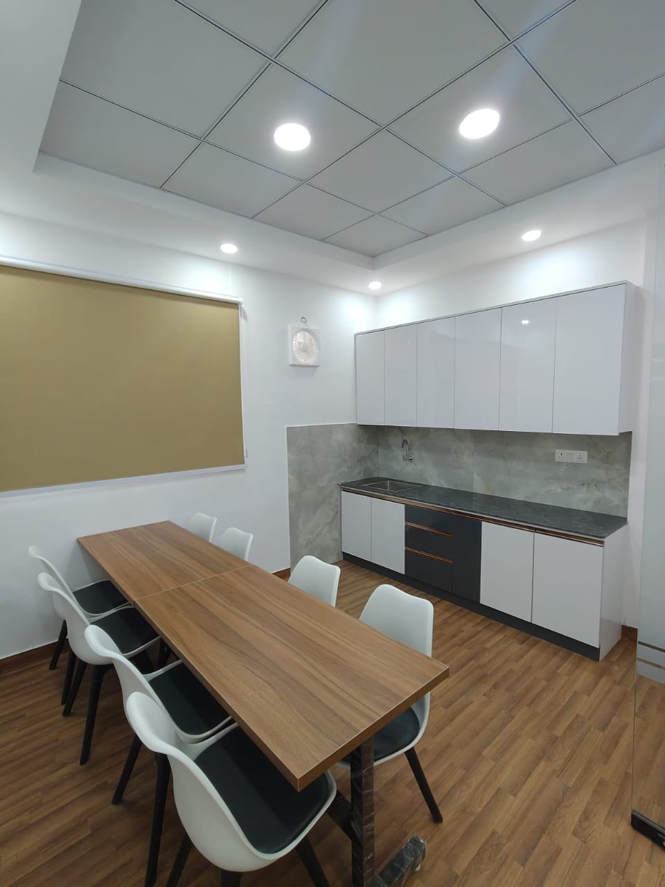Fully Furnished Office Space for Rent in Sector 2, Noida: Your Ideal Business Hub