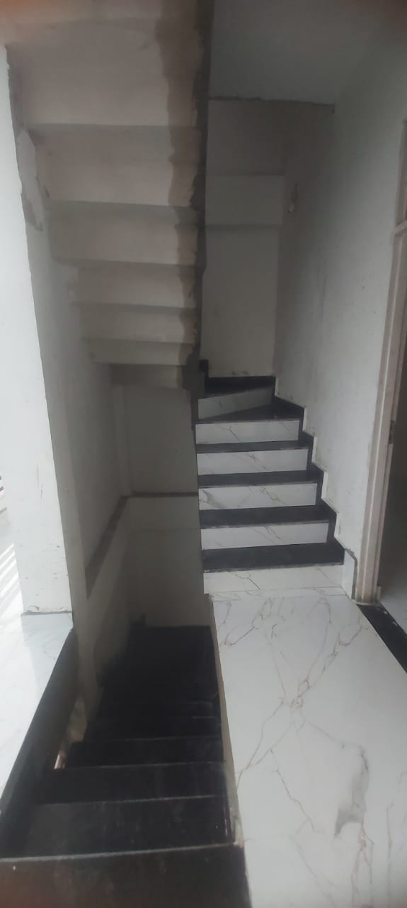 Independent House for Sale in Vrindavan Yojna, Lucknow