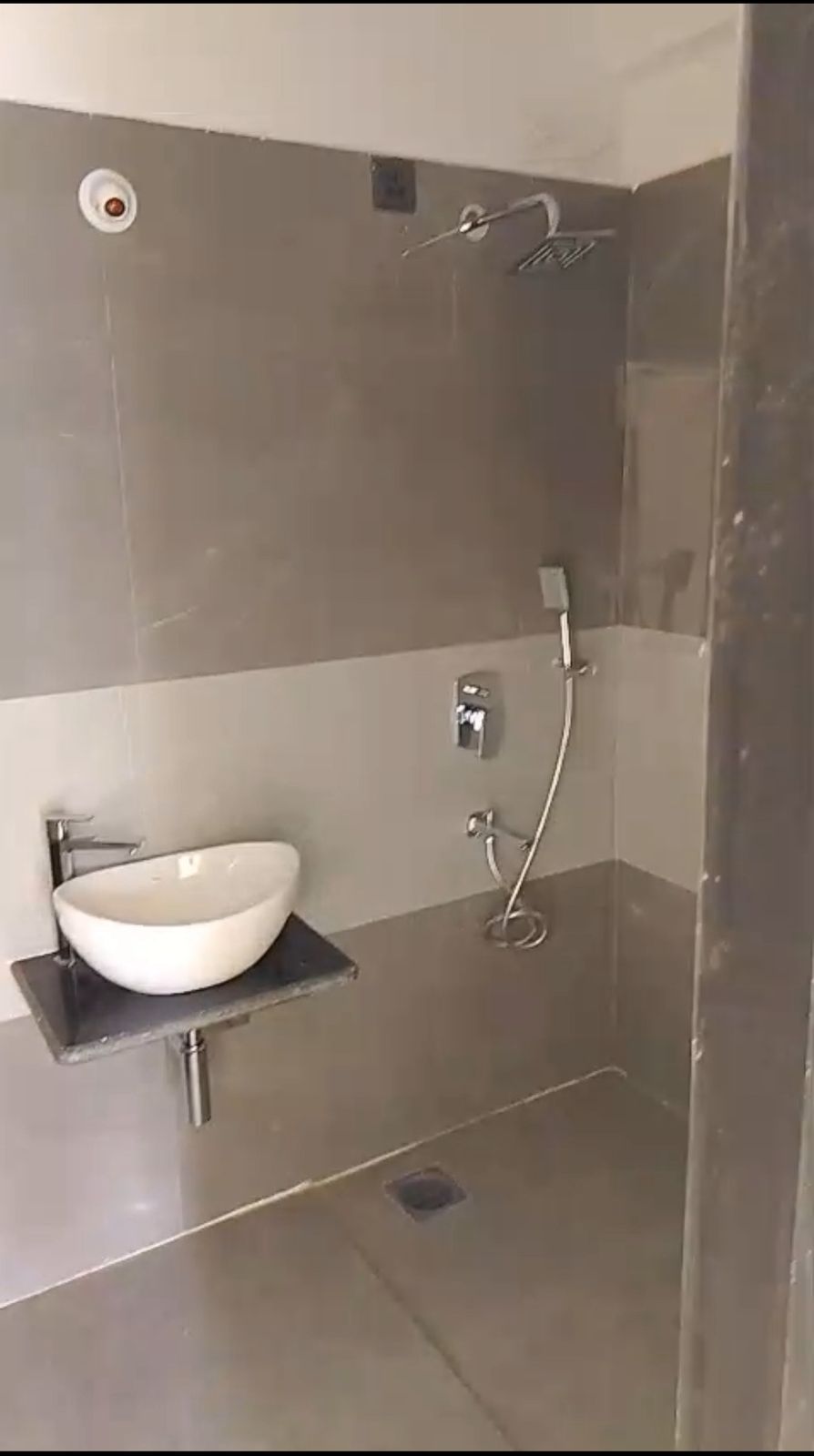 Skyline Height 3BHK Goregaon West Mumbai