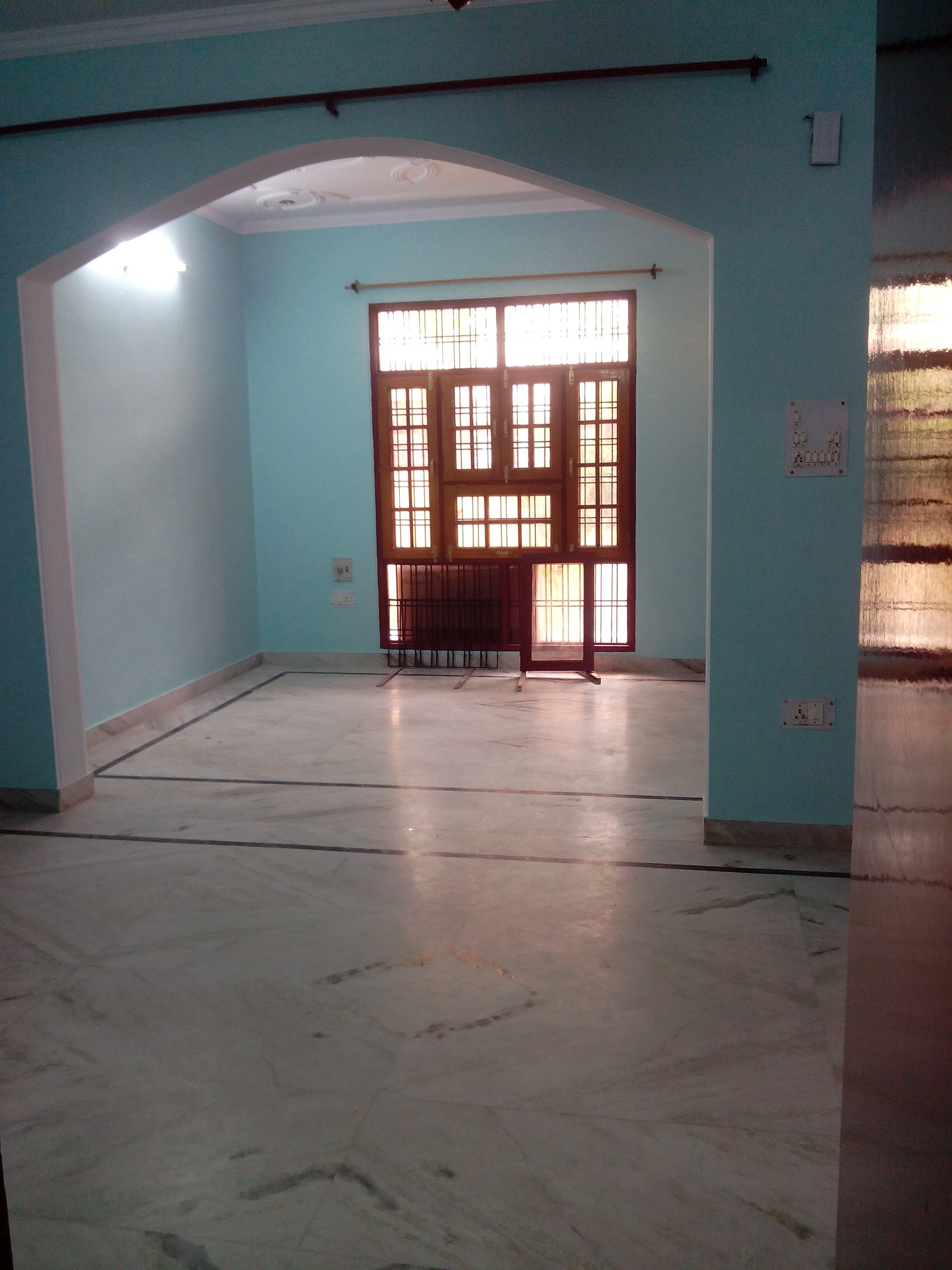 2 BHK Ground Floor Independent House Available for Rent