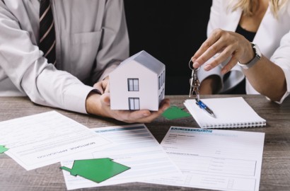 Best Residential Real Estate Agents in Noida: Property Kumbh
