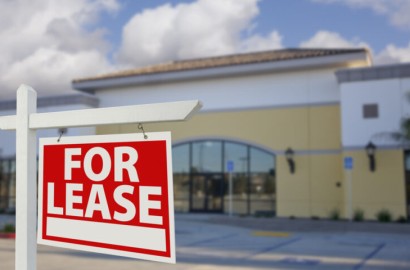 Commercial building for lease