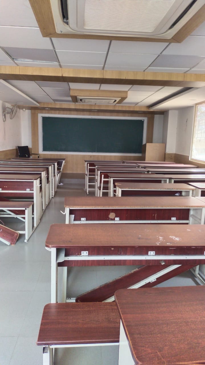 Fully Furnished Space for Lease/Rent in Kapoorthala Lucknow – Ideal for Schools or Coaching Centers
