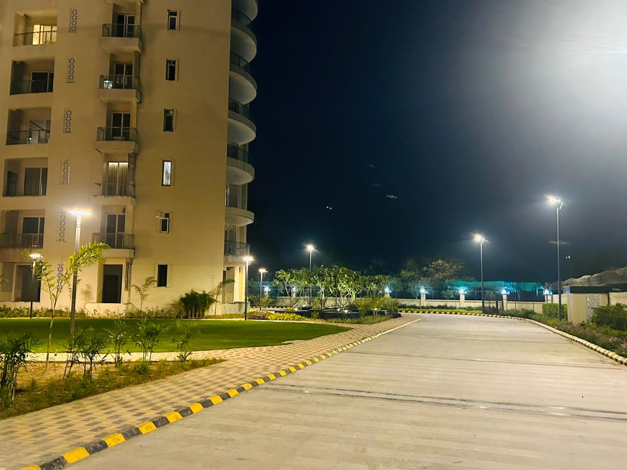 Luxury 3 & 4 BHK Flats for Sale in Sushant Golf City, Lucknow