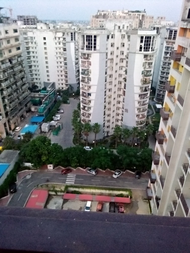 3 BHK Flat for Sale in Vibhuti Khand, Lucknow