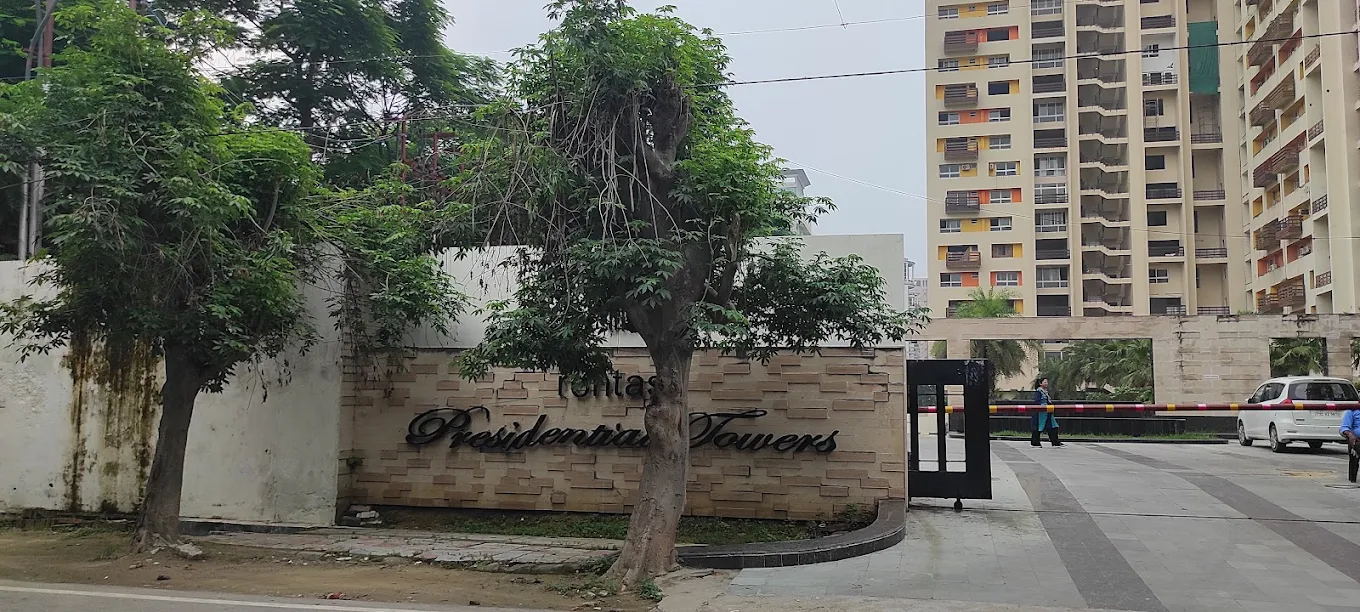 3 BHK Flat for Sale in Vibhuti Khand, Lucknow