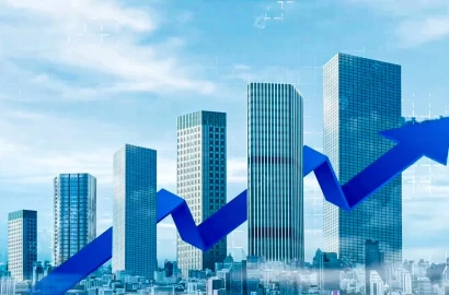 Why You Should Invest in Dubai Real Estate in 2025 with Property Kumbh
